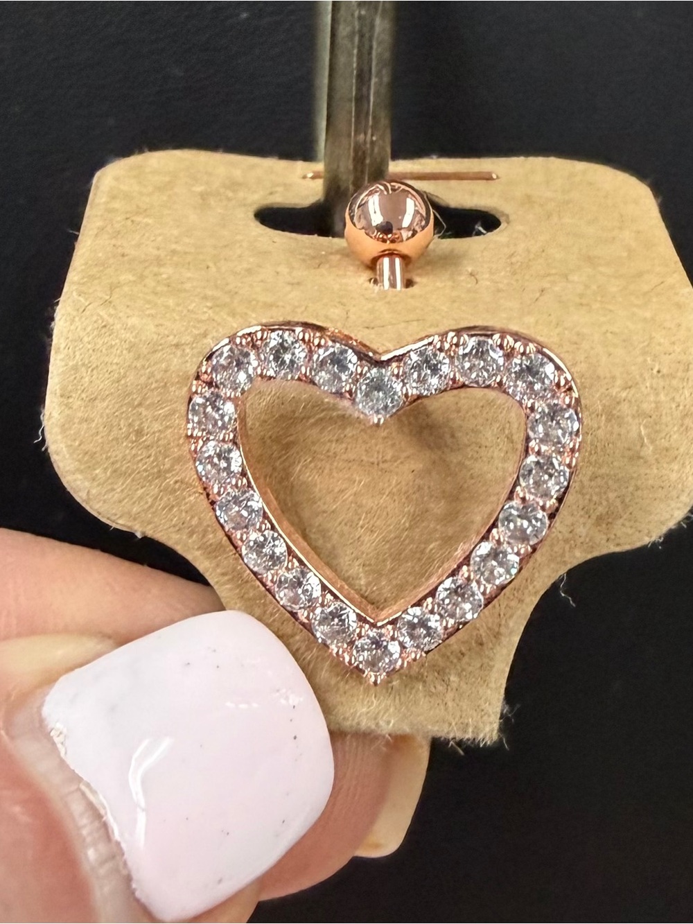 🍀3/$30 Rose Gold Heart Bellybutton Ring with Clear Crystals